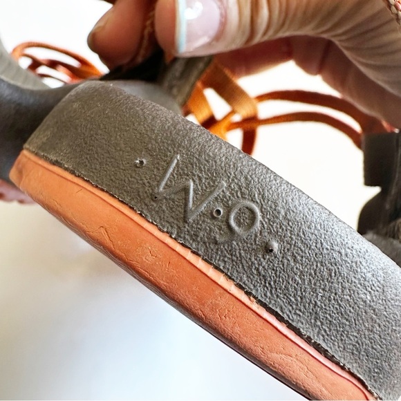 Chaco Women's Sandals Orange Straps Sports Summer Active Hiking Walking Size 9 - Picture 8 of 12